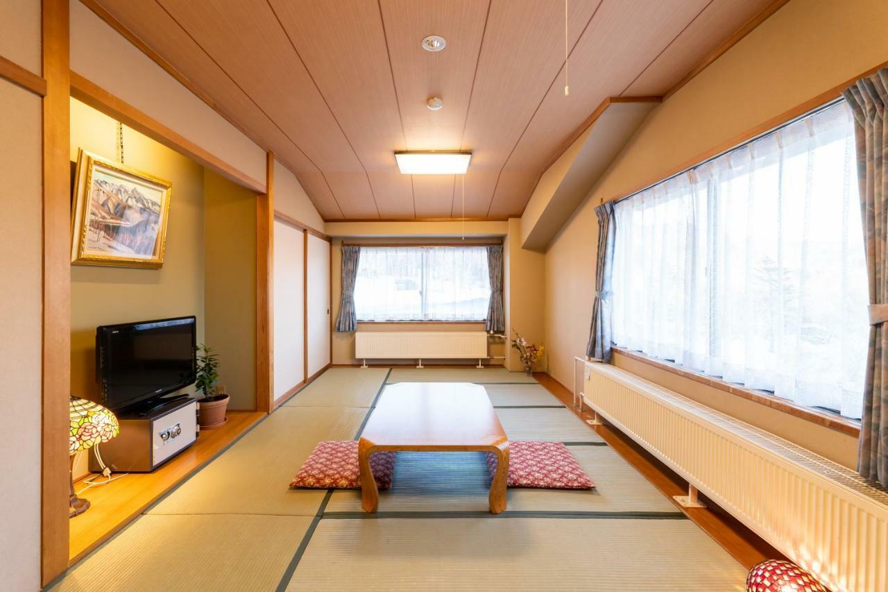 Hotel Sunny Shiga Yamanouchi  Exteriör bild